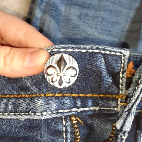 Rock Revival Jeans - Picture 9 of 12